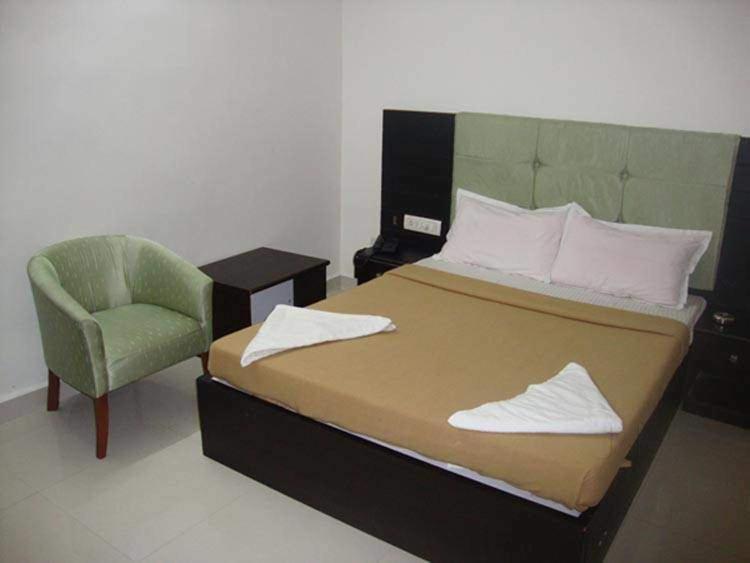 钦奈 Seaqueen Residency酒店 外观 照片