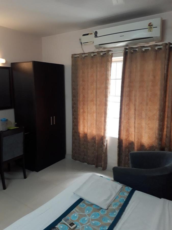 钦奈 Seaqueen Residency酒店 外观 照片